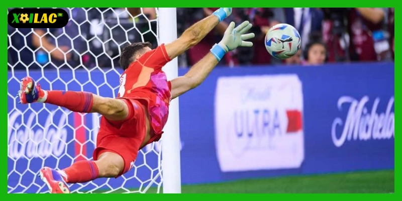 Mô phỏng kỹ thuật đá penalty dễ nhận biết qua trực tiếp bóng đá